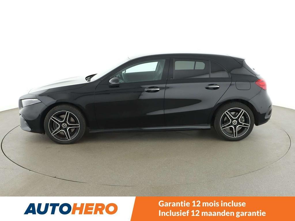 Mercedes-Benz A-Klasse 250 A 250e AMG Line (bj 2024), Auto's, Gebruikt, 1700 kg, Alcantara, Zwart