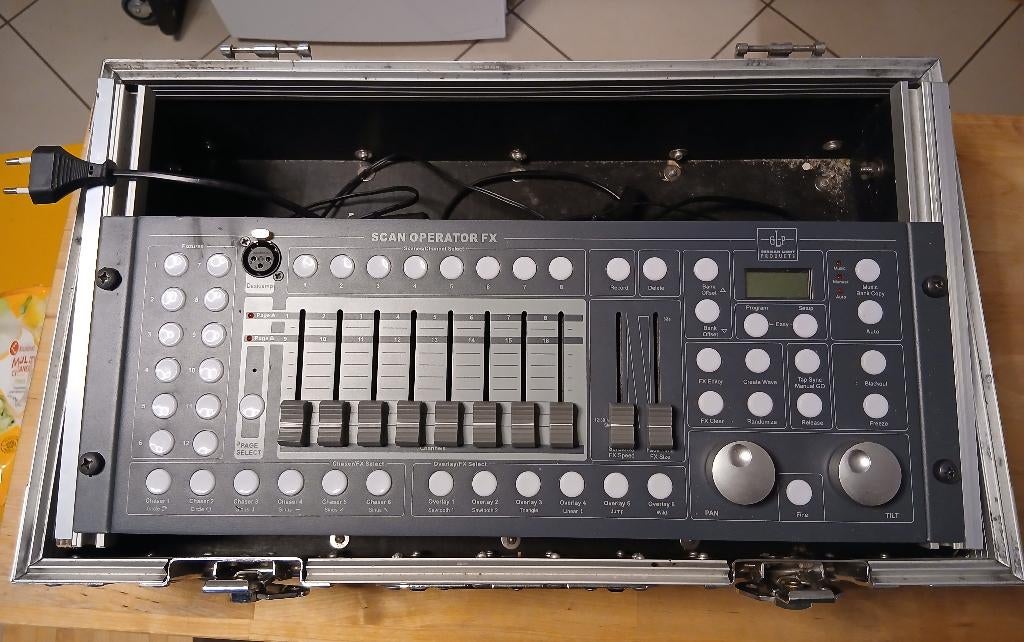 Scan operator FX, Muziek en Instrumenten, Licht en Laser, Ophalen, Gebruikt, Licht, Geluidgestuurd
