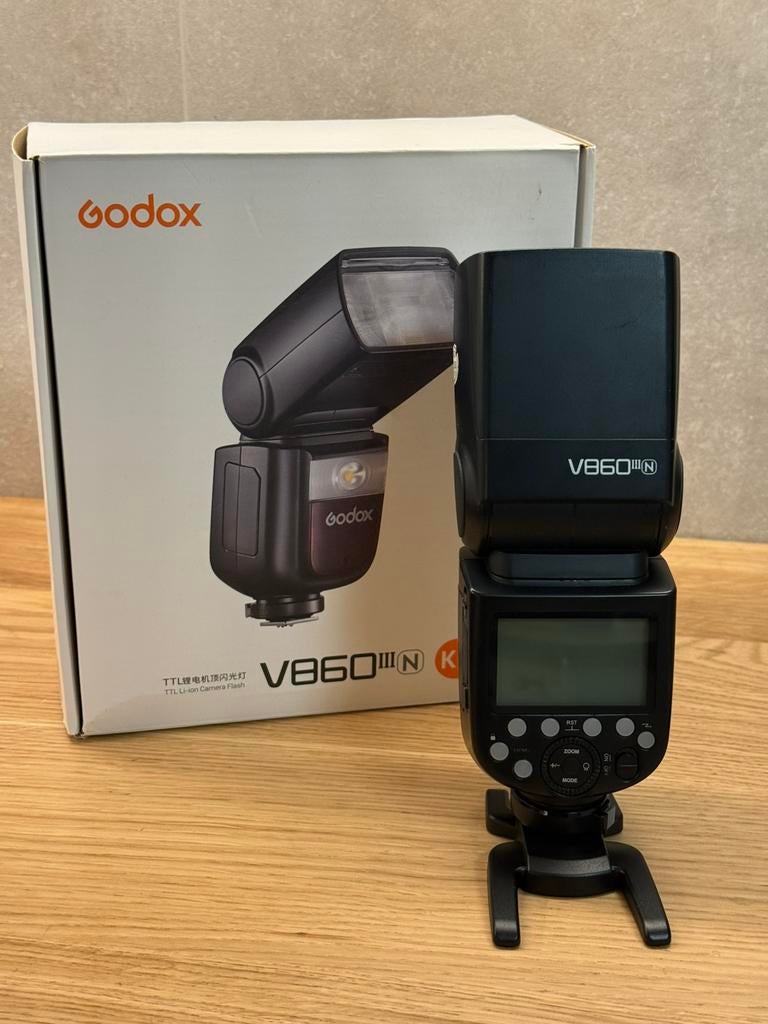 Godox V860III Nikon, Audio, Tv en Foto, Foto | Flitsers, Ophalen of Verzenden, Zo goed als nieuw, Nikon