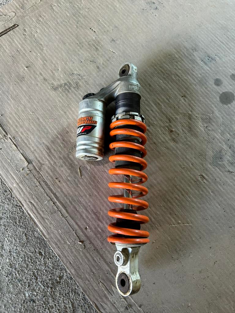 Amortisseur arrière, Fietsen en Brommers, Brommeronderdelen | Algemeen, Ophalen of Verzenden, Zo goed als nieuw