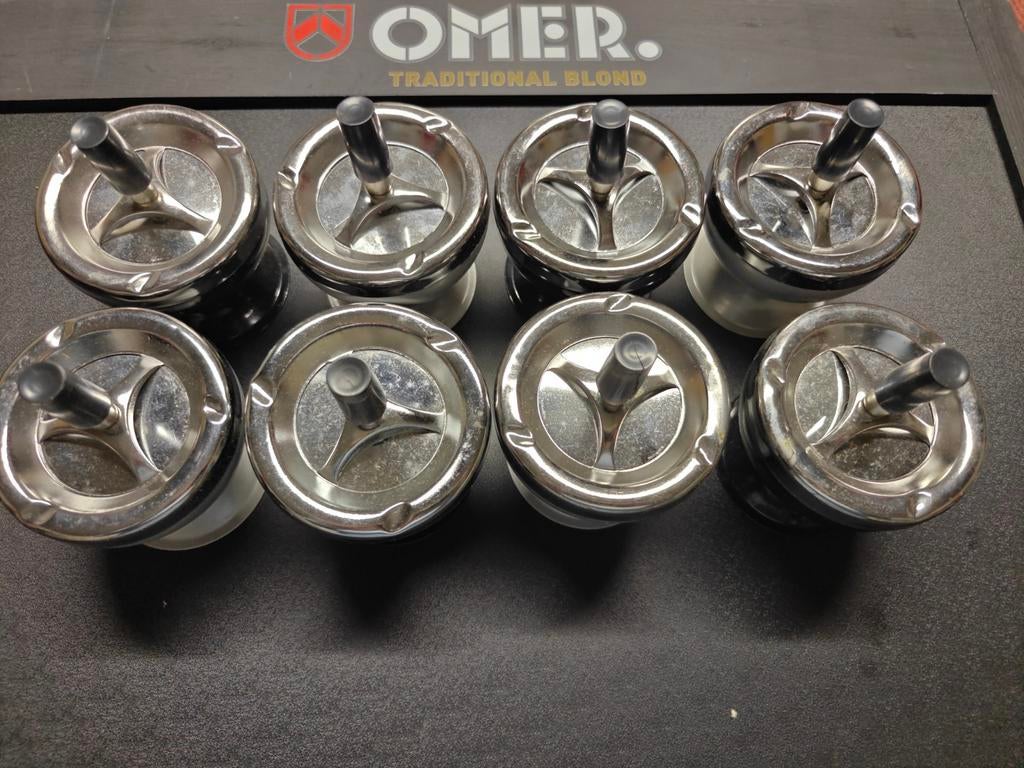 8 retro asbakken (van die ronddraaierkes), Collections, Rétro, Enlèvement ou Envoi, Autres types