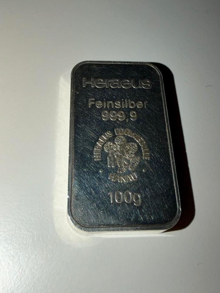 Lingot d'argent Heraeus de 100 grammes, Timbres & Monnaies, Métaux nobles & Lingots, Argent, Enlèvement ou Envoi