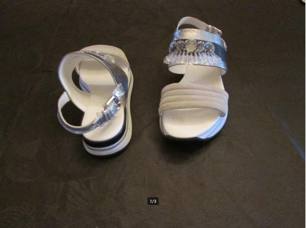 schoenen Hogan 40 euro maat 40,5., Hogan, Ophalen, Zo goed als nieuw, Sandalen of Muiltjes