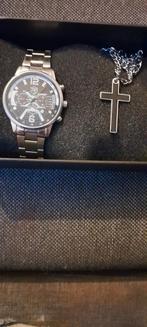 Zilveren halsketting met kruisje en uurwerk, Bijoux, Sacs & Beauté, Montres | Hommes, Enlèvement, Neuf, Argent, Montre-bracelet