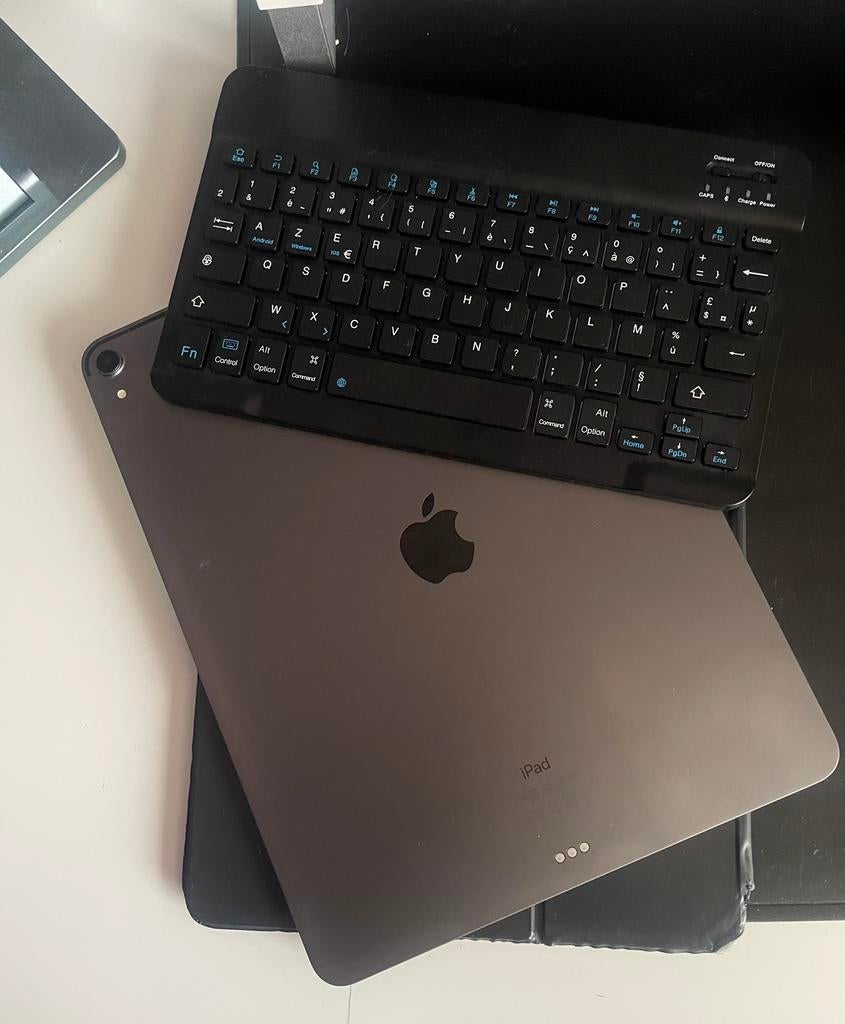 Ipad Pro 12.9 256gb+Clavier housse, Informatique & Logiciels, Enlèvement, Utilisé