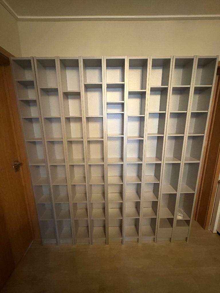 À VENDRE : 9 porte-CD/DVD (ou livres) IKEA Billy, Comme neuf, Enlèvement, Bois, 150 disques ou plus
