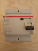 ABB - Differentieelschakelaar 4P 40A 30mA Type A - VYA PN, Ophalen, Zo goed als nieuw