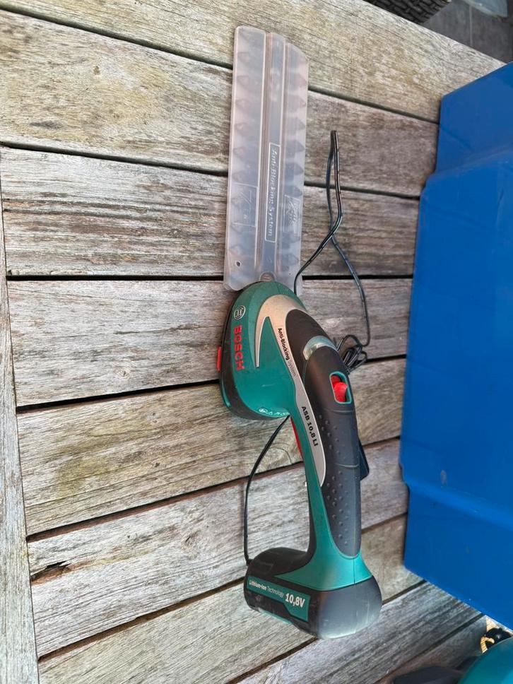 Accu heggenschaar Bosch, Jardin & Terrasse, Taille-haies, Utilisé, Batterie, Enlèvement