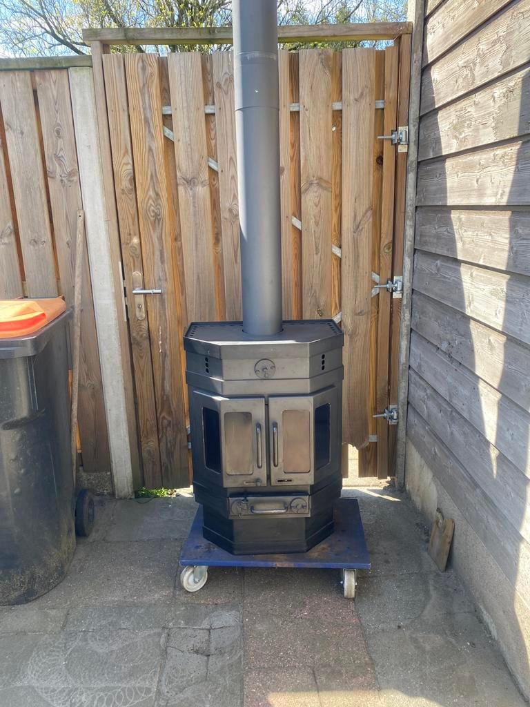 Robuuste houtkachel mancave veranda of binnen, Huis en Inrichting, Kachels, Ophalen, Zo goed als nieuw, Houtkachel