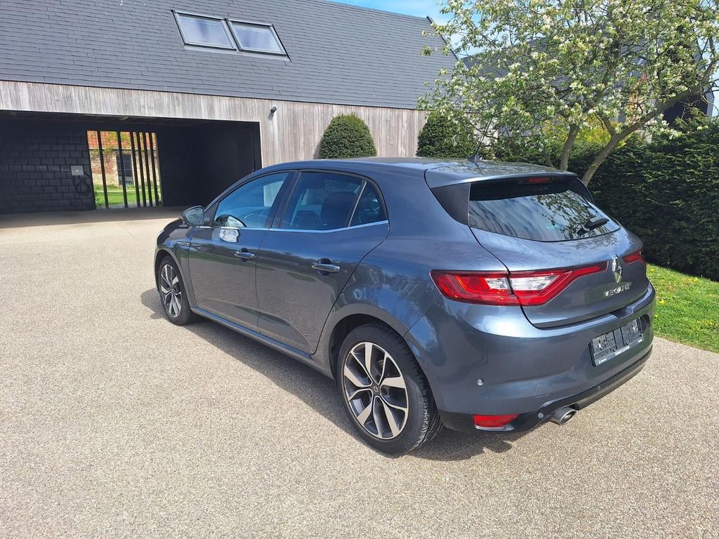 Renault Megane 1.2 benzine-editie BOSE, Auto's, Euro 6, Leder en Stof, Handgeschakeld, 5 deurs