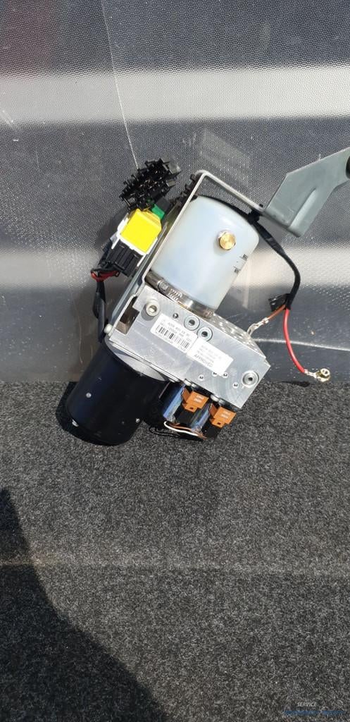 Moteur de toit d capotable Mercedes CLK Cabriolet W209, r f, Mercedes-Benz AG, Mercedes-Benz, Utilisé, Mercedesstrasse 120
70372  Stuttgart, DE