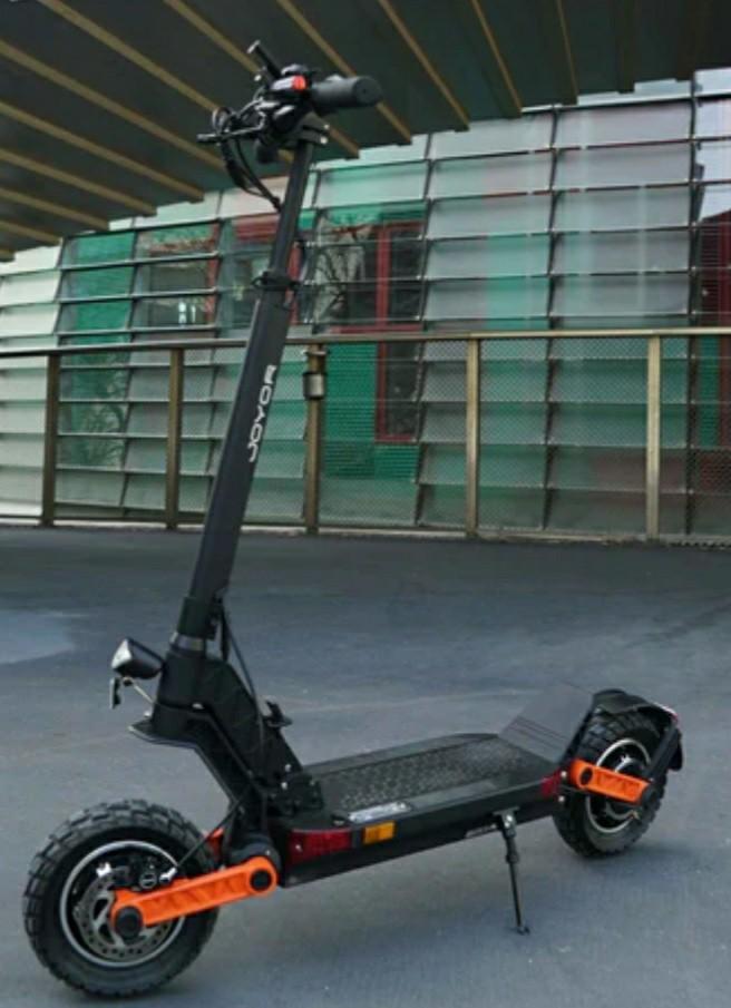 Joyor s10s-z 60v dubbele motor 2x1000wath, Fietsen en Brommers, Steps, Zo goed als nieuw, Ophalen of Verzenden