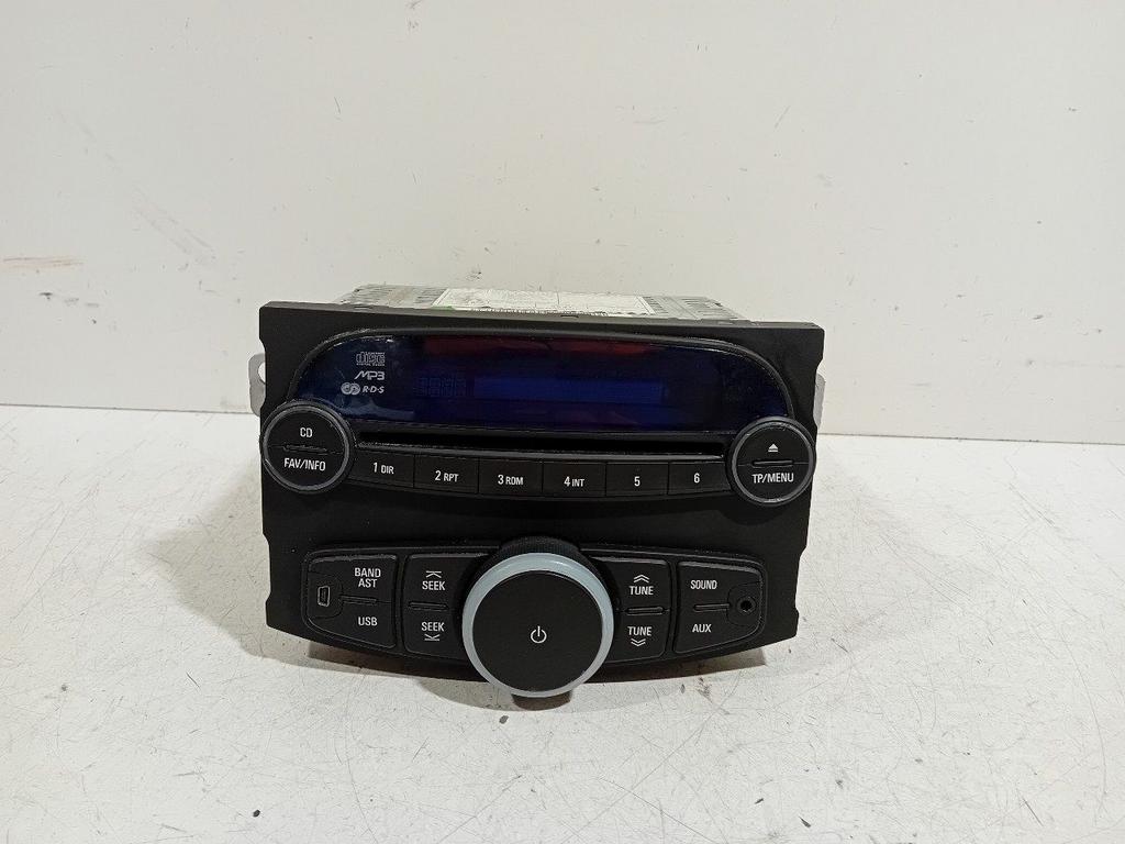 Radio Chevrolet Spark, Ophalen of Verzenden, Van der Ven Autorecycling B.V., Onderdelen@venauto.nl, Ettenseweg 76, 4706 PB Roosendaal, The Netherlands