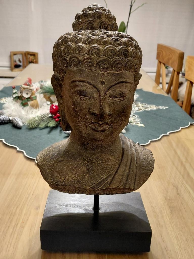 Grote boedha beeld Breekbaar, Enlèvement