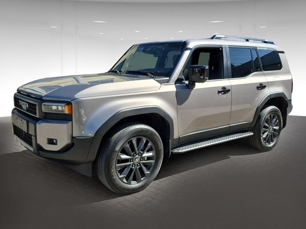 Toyota Land Cruiser 2.8D at premium VX L, Autos, Achat, Noir, 5 portes, Diesel