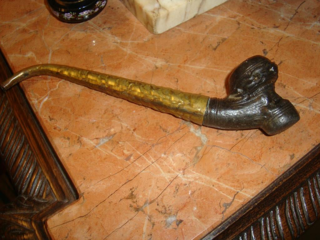 Antieke pijp met koperen mondstuk., Verzamelen, Ophalen, (Water)pijp