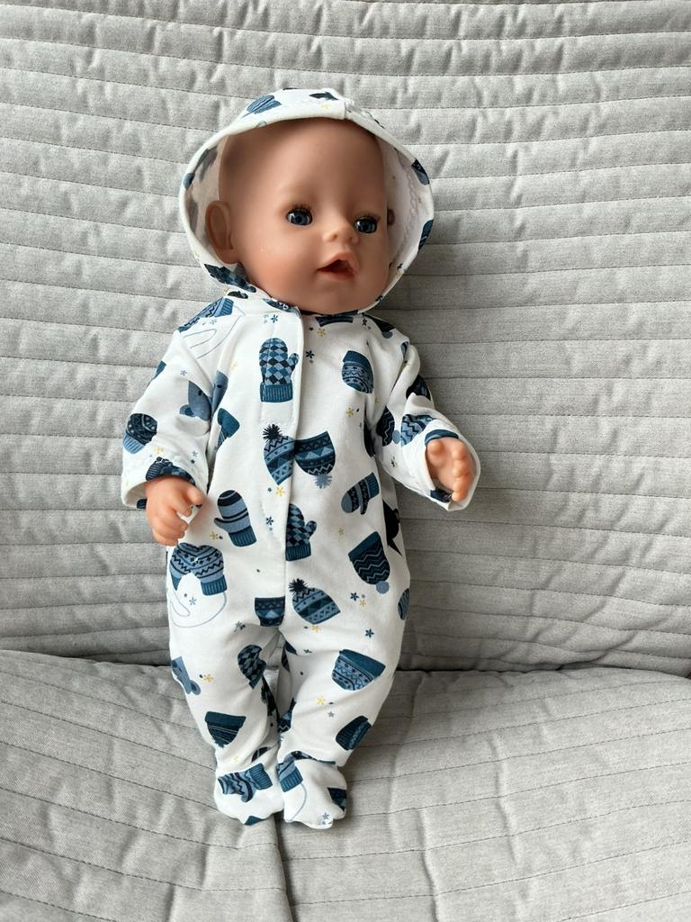 107. Babyborn: Onesie met mutsen en wanten, Ophalen of Verzenden, Nieuw, Babypop