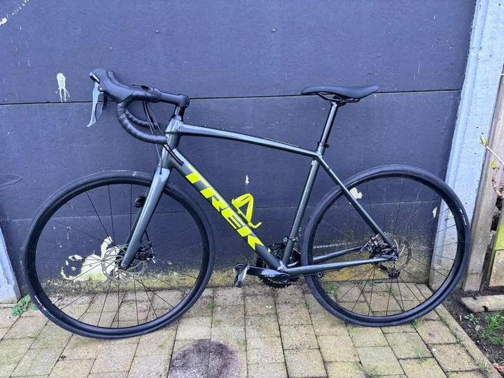 Vélo de course Trek Domane AL 3 Disc 500km - Carbone, Vélos & Vélomoteurs, Vélos | Vélos de course, Comme neuf, Hommes, Autres marques