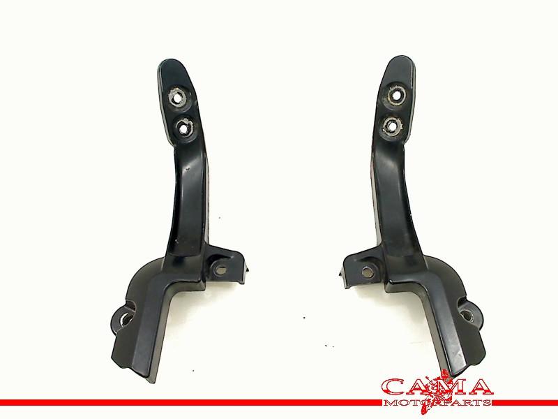 CARENAGE SUPPORT (UPPER) FZS 600 Fazer 1998-2001 (FZS600), Dhr. S. di Majo, Utilisé, Info@cama-motorparts.nl, P.J. Troelstraweg 8 8
3144 CX  MAASSLUIS, NL