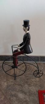 Antieke fietser..., Ophalen