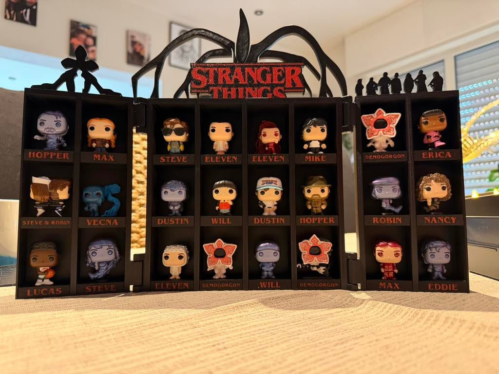 Kinder joy stranger things stand, Ophalen of Verzenden, Zo goed als nieuw