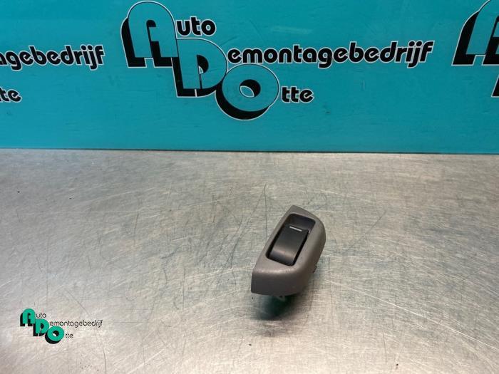 Elektrisch Raam Schakelaar van een Citroen C1 (C1 05-), Auto-onderdelen, Dashboard en Schakelaars, Gebruikt, -, Ophalen of Verzenden
