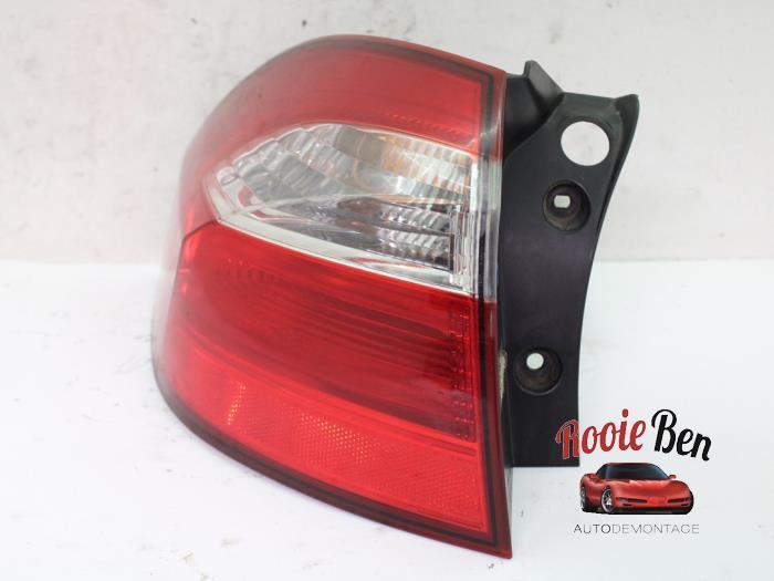 Feu arrière gauche d'un Kia Rio, Autos : Pièces & Accessoires, Kia, -, 3 mois de garantie, Utilisé