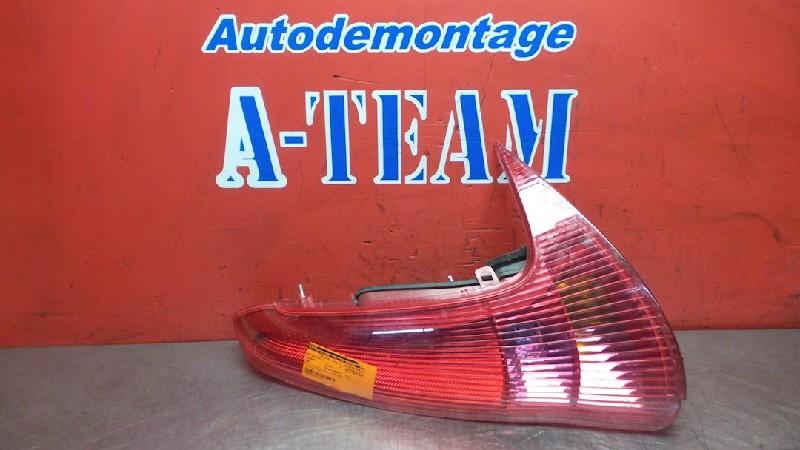 FEU ARRIÈRE DROIT Peugeot 206 SW (2E / K) (01-2002/03-2007), Autos : Pièces & Accessoires, Éclairage, Peugeot, Utilisé