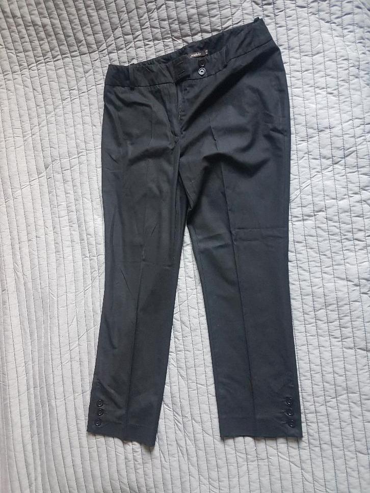 pantalon noir 3/4-"Melvin"T 38, Kleding | Dames, Broeken en Pantalons, Zo goed als nieuw, Maat 38/40 (M), Zwart, Driekwart, Ophalen of Verzenden
