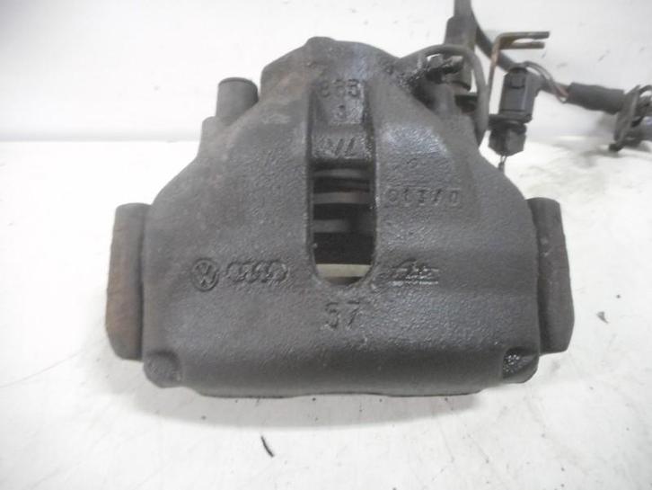 REMKLAUW RECHTS VOOR Audi A6 (C5) (5788501370), Auto-onderdelen, Remmen en Aandrijving, Audi, Gebruikt