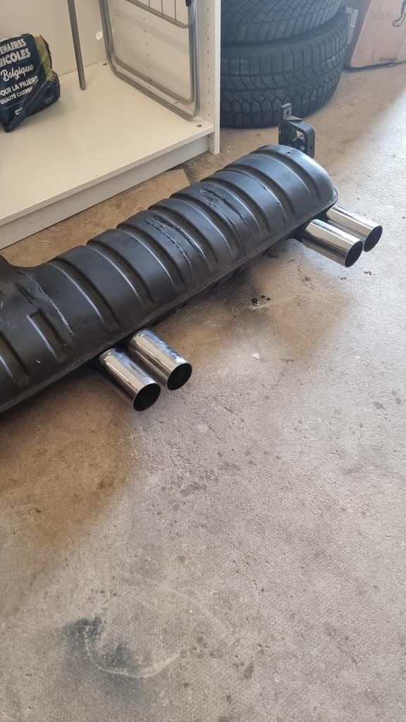 Silencieux d’origine E46 M3, Autos : Pièces & Accessoires, Systèmes d'échappement, Enlèvement