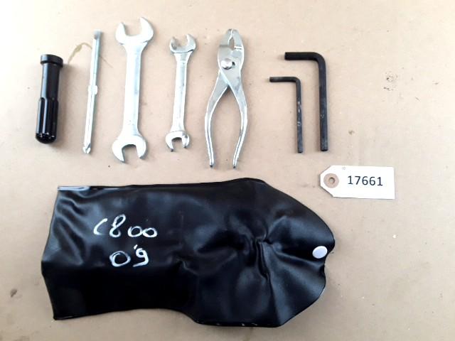 C800 2001 - 2010 Suzuki Gereedschap D1-32554