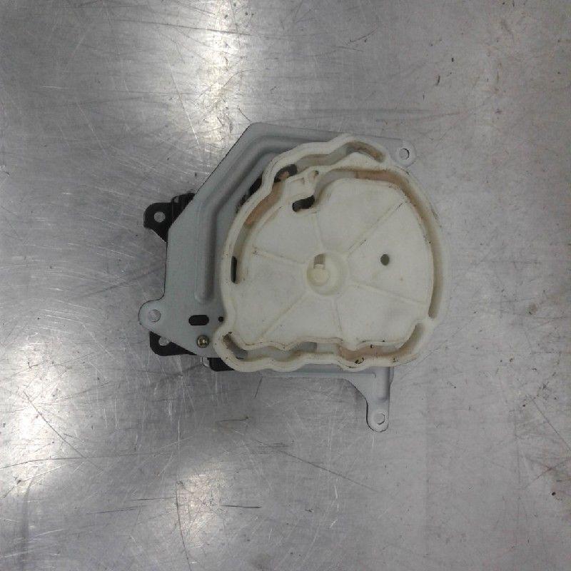 ACTIONNEUR MOTEUR VOLET CHAUFFAGE Corolla Verso (E12), Utilisé, Toyota