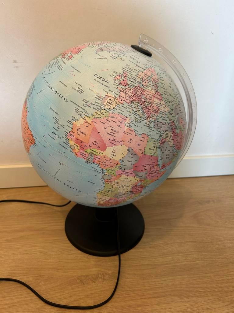 Wereldbol, Enlèvement, Comme neuf