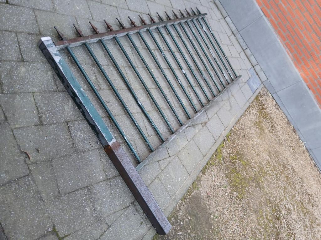 Smeedijzeren barrier 2.30 meter, Tuin en Terras, Ophalen of Verzenden