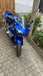 Yamaha R1, Particulier