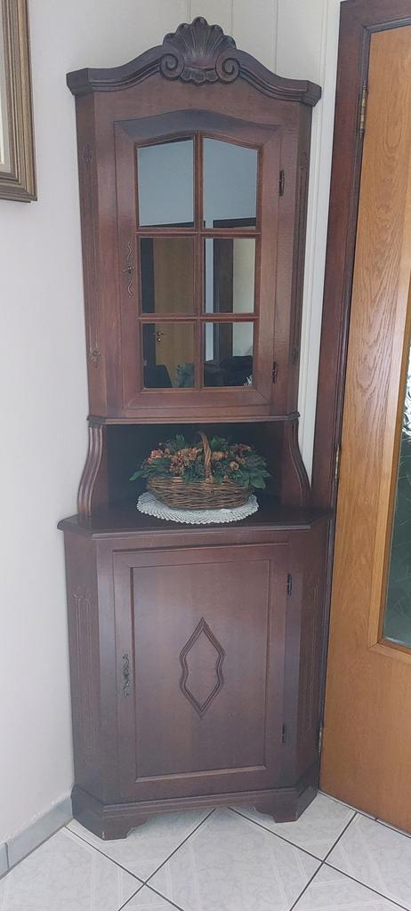 Klassiek vitrinekastje, Huis en Inrichting, Kasten | Vitrinekasten, Ophalen, Minder dan 50 cm, Klassiek, Zo goed als nieuw