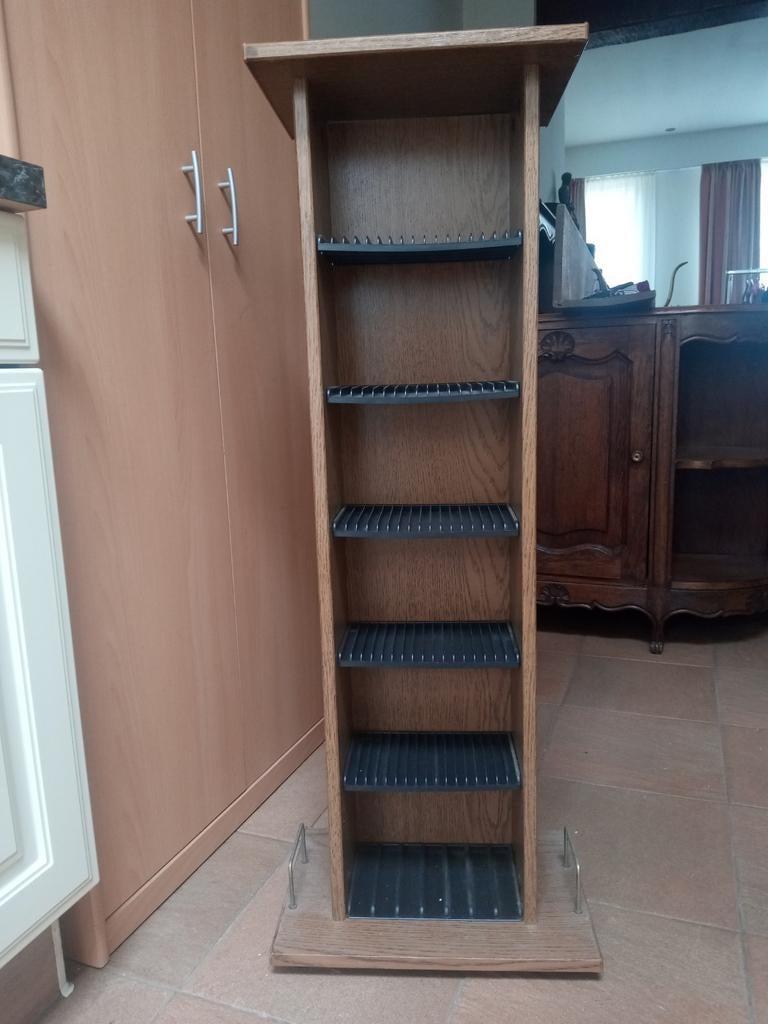 Mooi houten rek voor het opbergen van CD's of DVD's., Huis en Inrichting, Kasten | Overige, Ophalen