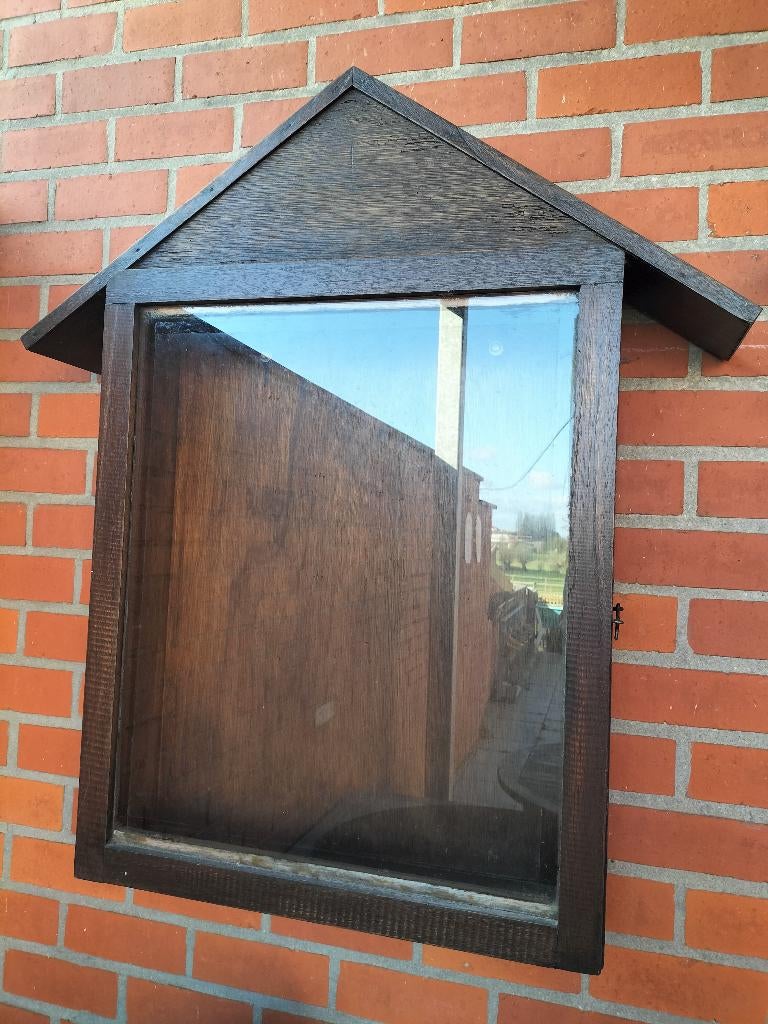 Restaurant vitrine voor menukaart, Ophalen