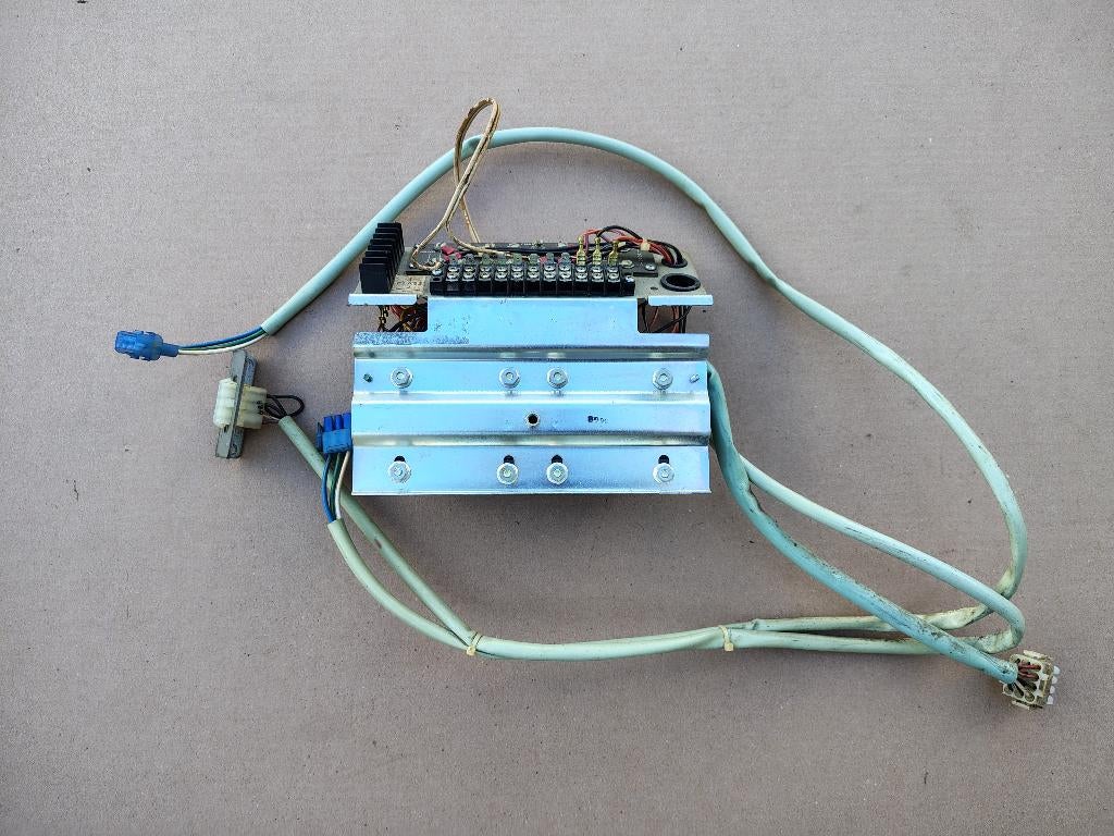 Uitgangs Trafo Unit Rock-ola 480/ Techna (1980) jukebox, Envoi