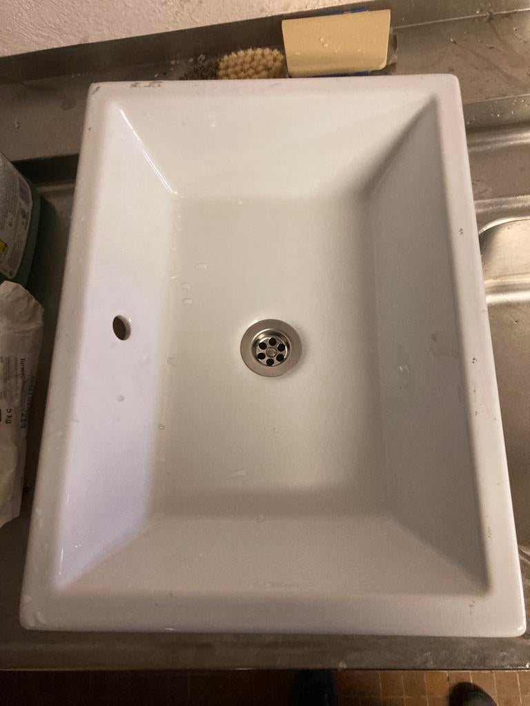 Lavabo wasbak porselein, Huis en Inrichting, Ophalen, Zo goed als nieuw