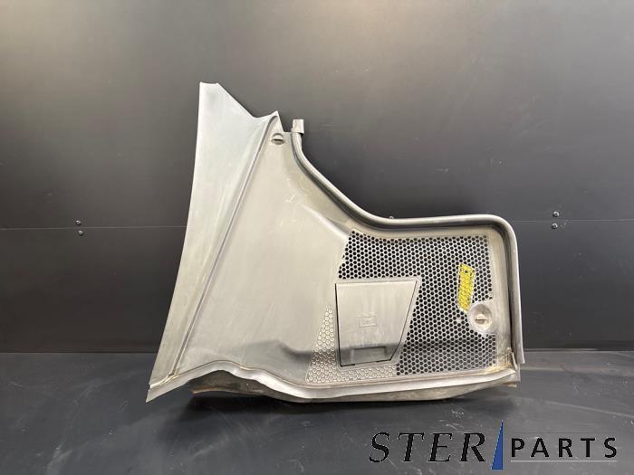 Paravent van een Mercedes C-Klasse (197), Auto-onderdelen, Carrosserie, Mercedes-Benz, Gebruikt, 3 maanden garantie, Ophalen of Verzenden