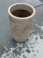 hoge bloempot, Kunststof, Gebruikt, Rond, Balkon