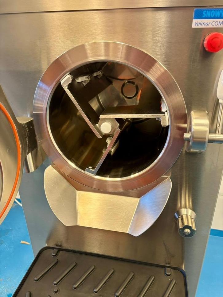 Valmar Snowy 12TTi batchvriezer ijsmachine, Electroménager, Machines à glace, Utilisé, Auto-congélation, Enlèvement