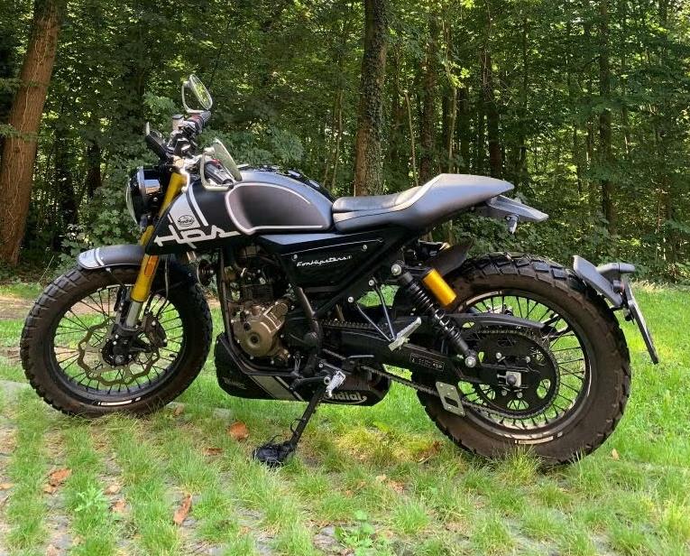 F.B. Mondial HPS 125 — 2022 — 3900 km — Onberispelijke staat, Motoren, Ophalen, 1 cilinder, 11 kW of minder