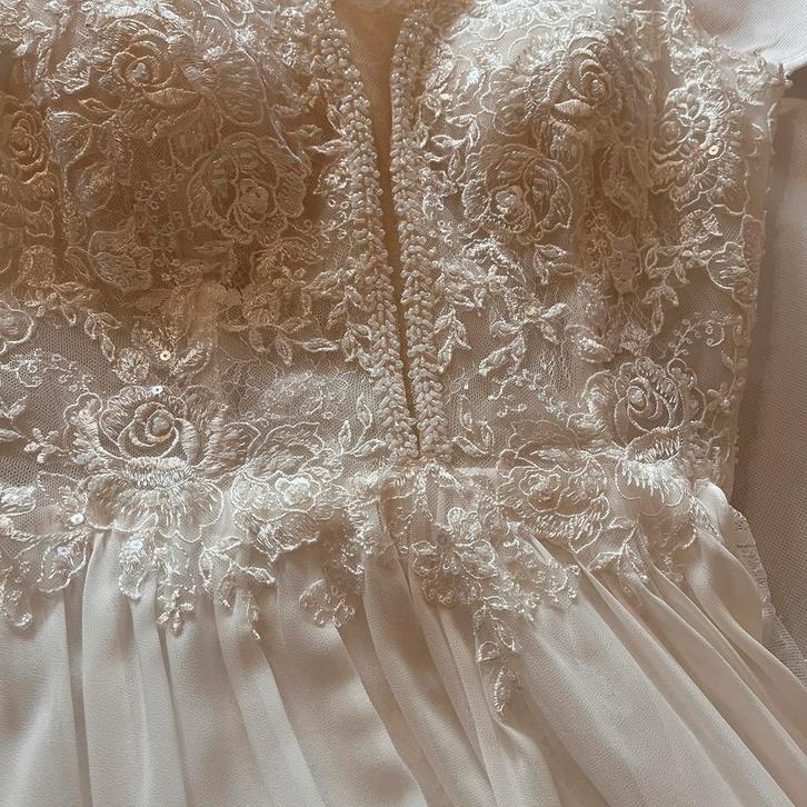 Bruidsjurk Rosa Clara - nieuw!, Kleding | Dames, Trouwkleding en Trouwaccessoires, Nieuw, Trouwjurk, Wit, Ophalen of Verzenden