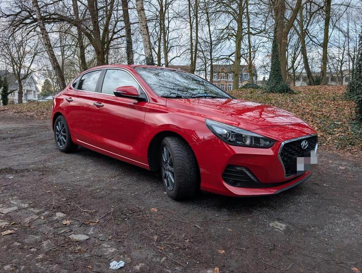 CARPASS ✅ - Prête à être immatriculée - Hyundai i30 Fastback, Autos, Hyundai, Particulier, i30, ABS, Caméra de recul, Phares directionnels