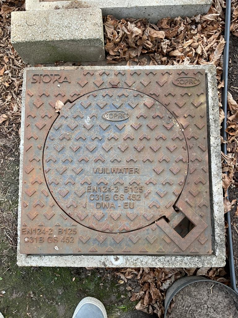 4 nieuwe deksels voor huisaansluitputje regen- en afvalwater, Bricolage & Construction, Tuyaux & Évacuations, Comme neuf, Autres types