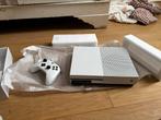 Xbox One S 1TB Assassin's Creed Origins Bundle, Games en Spelcomputers, Ophalen of Verzenden, Zo goed als nieuw, Met 1 controller