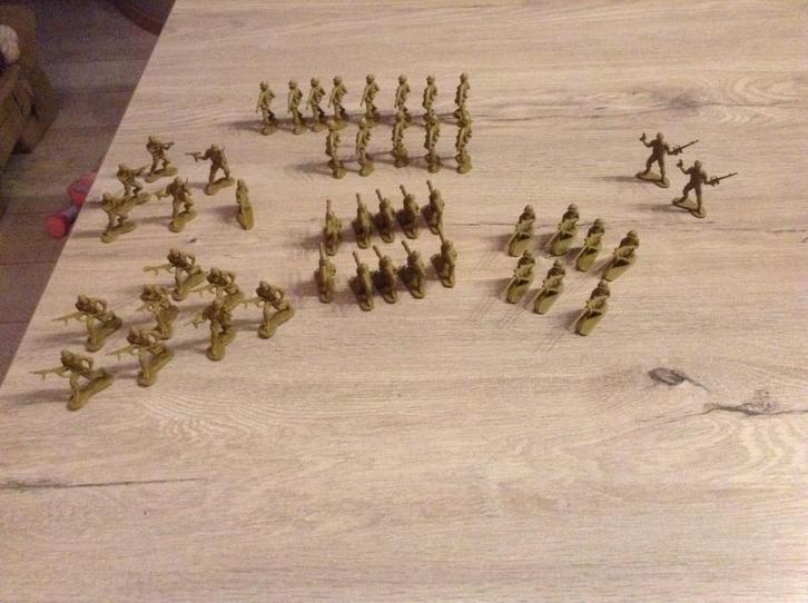 Speelgoed leger set (46 stuks), Kinderen en Baby's, Speelgoed | Actiefiguren, Gebruikt, Ophalen of Verzenden